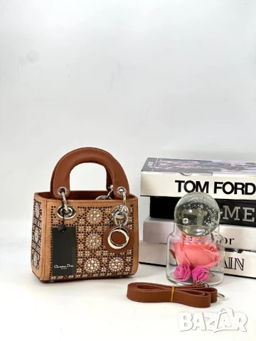 чанти Christian dior lady mini ➡️17cm⬆️15cm 🌟, снимка 2 - Чанти - 51386728