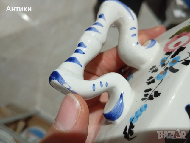 Стара порцеланова ютия маркирана , снимка 6 - Декорация за дома - 52553876