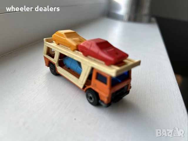 Метална количка Matchbox BEDFORD CAR TRANSPORTER в мащаб 1:111, снимка 2 - Колекции - 39835863