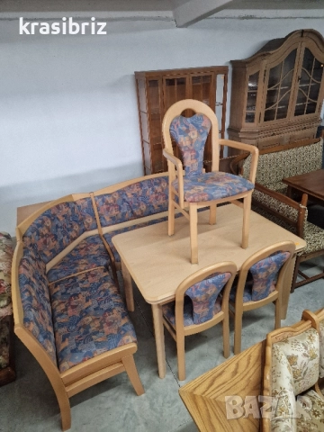 К-т Масивен Кухненски Ъгъл-Разтегателна Маса и 3 бр.Стола-внос от Германия!