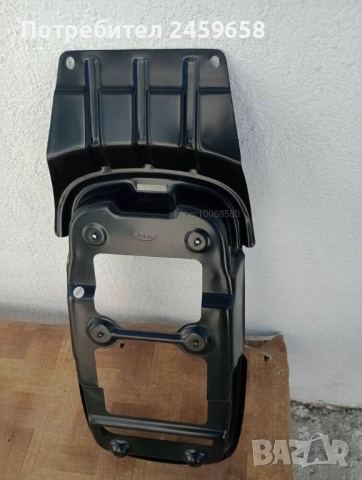 Рамка за централния плафон в купето за Киа Соренто 2.5 CRD - 140 к.с. , снимка 2 - Части - 52072778