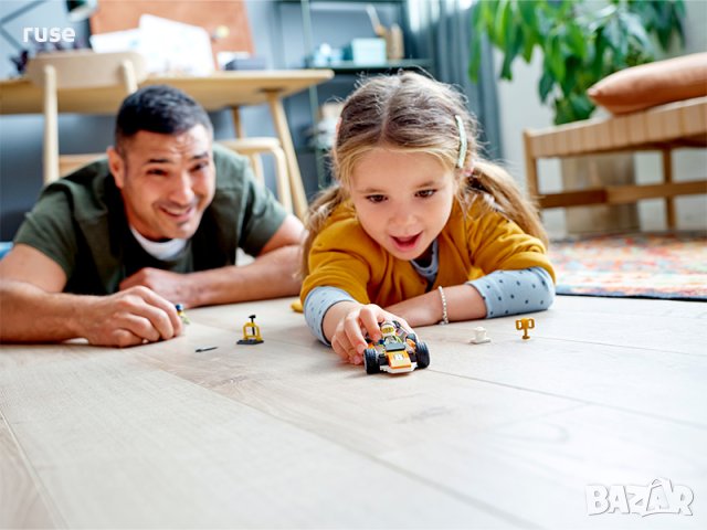 НОВИ! LEGO® City 60322 Състезателна кола, снимка 5 - Конструктори - 40664327