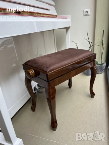 Нов стол за пиано DISCACCIATI - 107 SM, с механизъм за повдигане на седалката