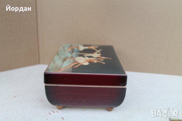 Музикална кутия за бижута, снимка 6 - Антикварни и старинни предмети - 42357099