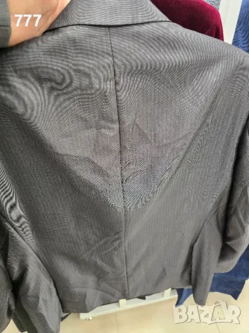 мъжко сако, снимка 2 - Сака - 48223924