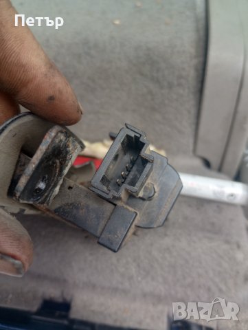 Брава заден капак рено Меган 2 Сценик 2 клио 3 модус 8200947699 , снимка 2 - Части - 40781393