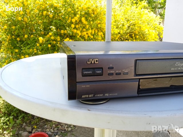 JVC HR E 439 ELEGANCE VHS записващо видео , снимка 2 - Плейъри, домашно кино, прожектори - 40462246