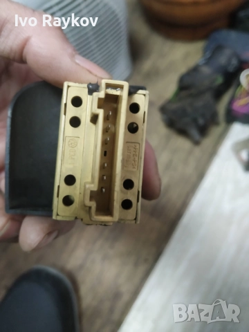 Бутон Airbag ABS , VW Golf Mk3 III , 1H1919235T , снимка 2 - Части - 52754016