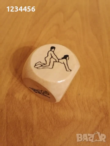 Sexy Calendar/календар с пози за всеки ден от годината 60/40 см. + лакиран дървен зар с пози, снимка 3 - Други игри - 50715955