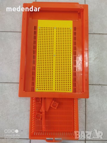 Дъно пластмасово 8 рамков кошер, снимка 3 - За пчели - 31002085