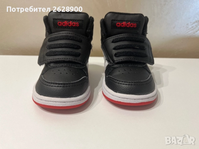 Кецове Адидас 20 номер, снимка 3 - Детски маратонки - 52106717