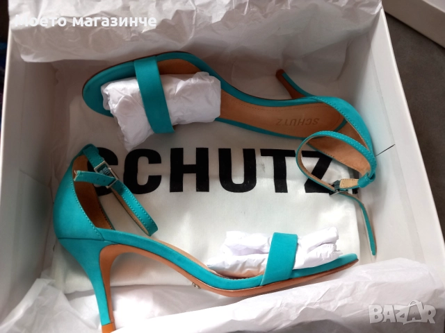 Уникални тюркоазени сандали Schutz от естествен набук - №38, снимка 9 - Дамски обувки на ток - 52070653