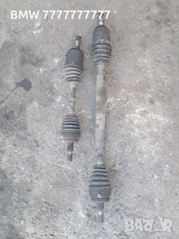 полуоски за Mercedes ML163,270cdi. В перфектно състояние са 