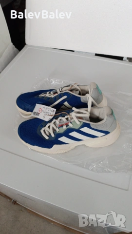 Маратонки Adidas , снимка 11 - Спортни обувки - 54239517