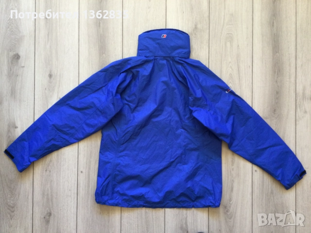 НОВА дамско синьо яке ветровка горнище BERGHAUS Goretex размер 12 / М, снимка 10 - Якета - 52524992