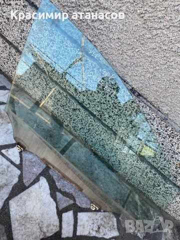 Странично стъкло Предно дясно за Тойота корола версо.2004-2008г