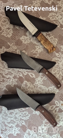 Продавам ловни ножове 3бр.