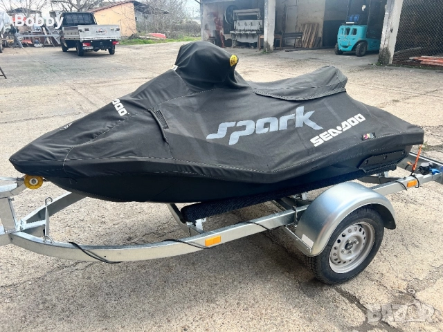 Джет Seadoo Spark Trixx 2up, снимка 5 - Воден транспорт - 52400625