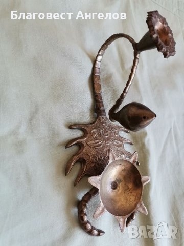 Свещник , снимка 2 - Антикварни и старинни предмети - 39219743