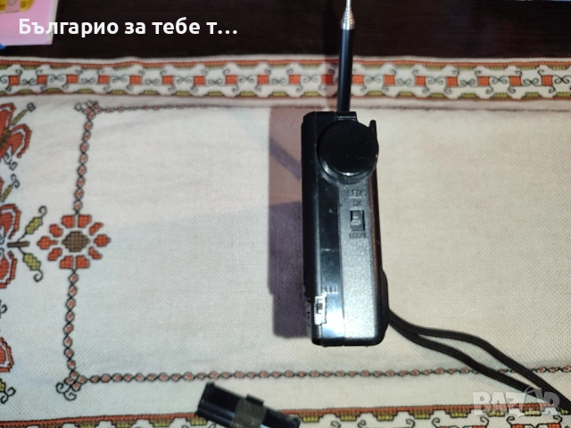 Използвано радио Panasonic RF-B10 FM/SW/MW World Radio., снимка 11 - Радиокасетофони, транзистори - 54117399