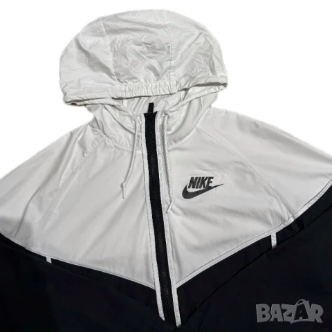 Дамска ветровка Nike Sportswear Windrunner | L размер, снимка 4 - Спортни екипи - 50969824