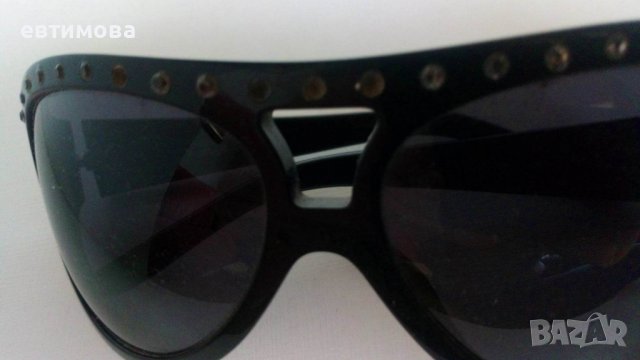 Оригинални дамски слънчеви очила Vivienne Westwood, снимка 5 - Слънчеви и диоптрични очила - 29225679