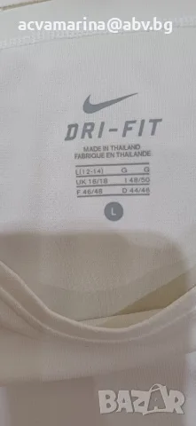 Дамска тениска Nike dri fit, снимка 2 - Тениски - 55991986