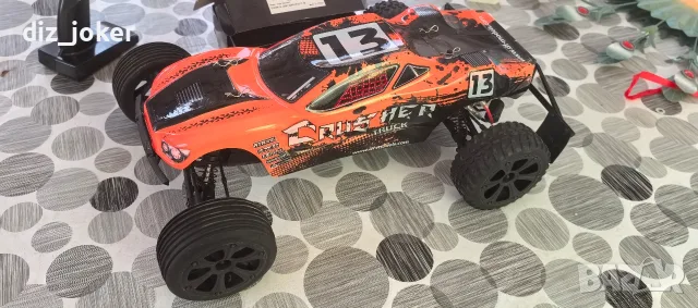 Crusher Truck rc кола 1/10, снимка 2 - Електрически играчки - 56034596