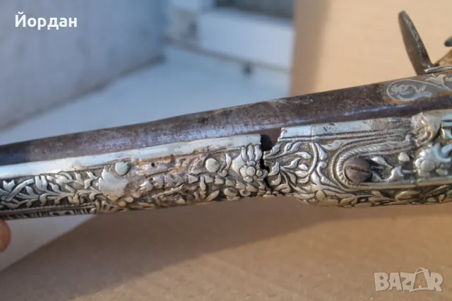 Кремъчен пистолет със сребърен обков, снимка 13 - Други ценни предмети - 47634044