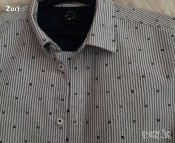 Вталена мъжка риза  в синьо-бяло райе с тъмносини квадратчета , снимка 3 - Ризи - 38112200