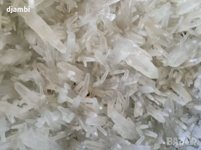 №142,Кварц,Кварцова друза,Кварц със сфалерит и хлорит,Кристали,Минерали,Родопи,, снимка 6 - Декорация за дома - 47671472