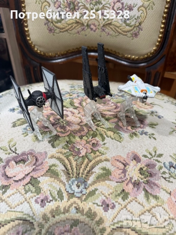 три колекционерски фигурки star wars