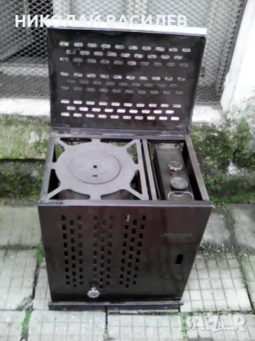 Нафтова    печка   .