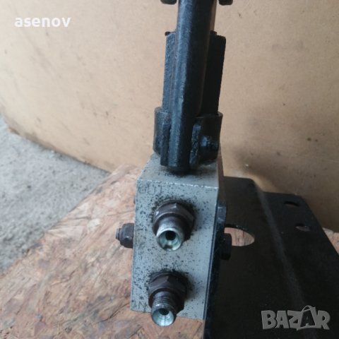 Хидравлична помпа, снимка 2 - Резервни части за машини - 44216871