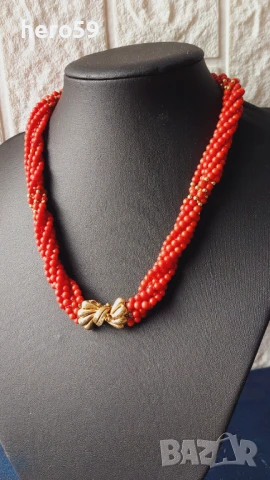 Златна стара огърлица-колие с натурални корали и златна закопчалка и златни топчета-90 бр.Злато 18к 