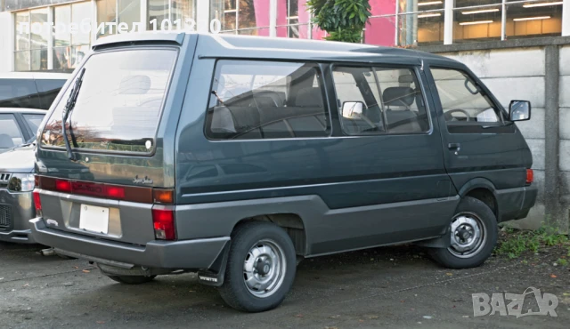 Оригинална задна броня за Nissan Largo , снимка 6 - Части - 50677563