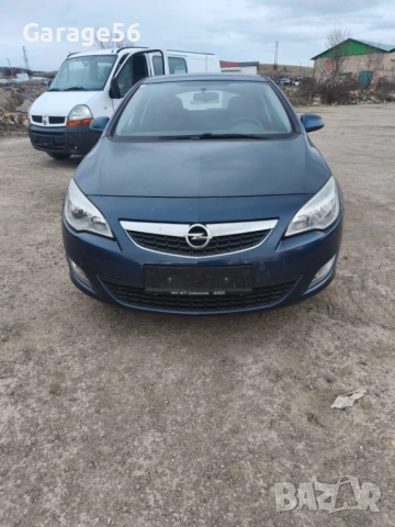Opel Astra J 1.7 110, снимка 2 - Автомобили и джипове - 52566978