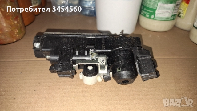 дръжка за багажник мерцедес cls w219 и е класа w211, снимка 2 - Части - 52055708