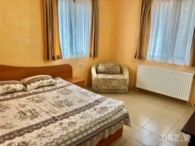 Къща за гости Слънчев ден, снимка 2 - Стаи под наем - 53918238