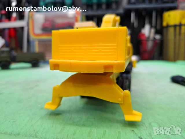 КамАЗ 5320 с багерна установка ЕО 3323 - Конверсия, 1/43, Елекон / Арек, снимка 3 - Колекции - 53204267