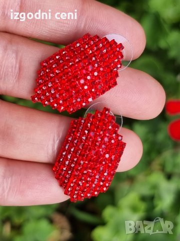 Луксозни червени обеци по ухото , снимка 1 - Обеци - 38016960