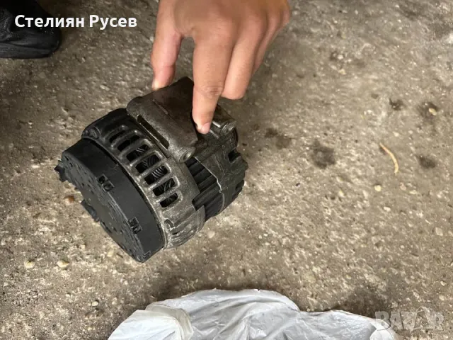 динамо / генератор / алтернатор за mercedes s350i w221 - gl 500 -цена 100лв - не работи, не пускаше , снимка 2 - Части - 50429781