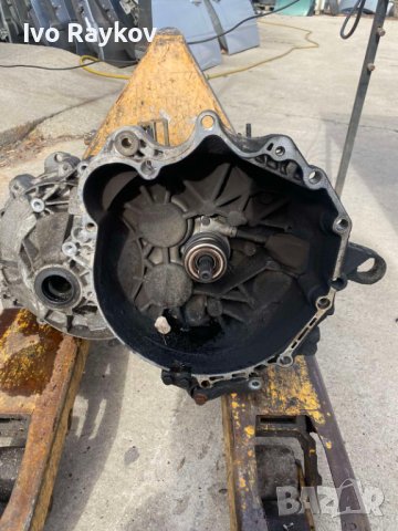 Volvo V70, Скоростна кутия- Ръчна ,2.5 дизел