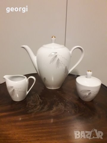 Немски порцелан Bavaria чайник със захарница и каничка за мляко 