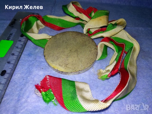 IX РЕПУБЛИКАНСКА СПАРТАКИАДА на СЛУЖИТЕЛИТЕ от МВР ВАРНА 84 РЯДЪК СОЦ ПОСРЕБРЕН СПОРТЕН МЕДАЛ 35385, снимка 3 - Антикварни и старинни предмети - 39793786