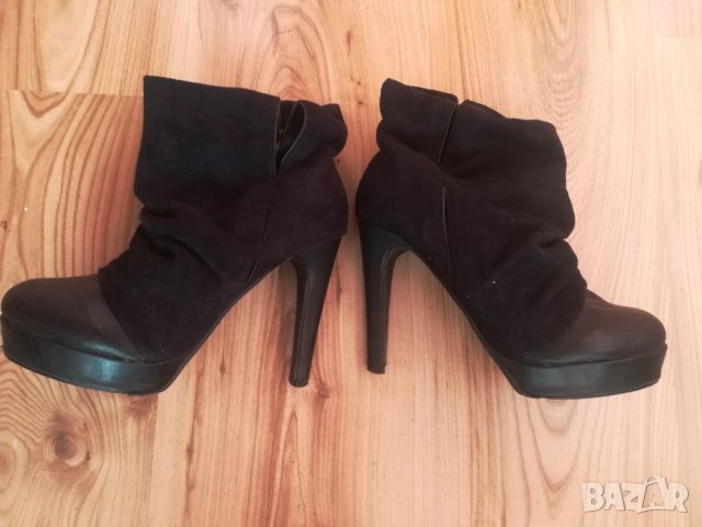 черни боти на висок ток и платформа, снимка 2 - Дамски боти - 42605717