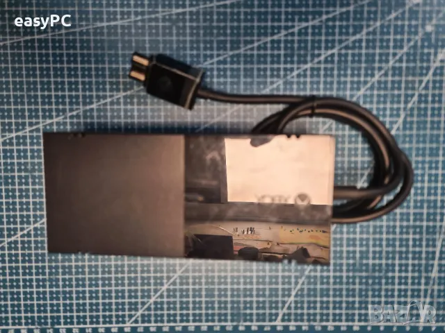 Продавам XBOX ONE 1540 - за части, снимка 10 - Xbox конзоли - 47687721