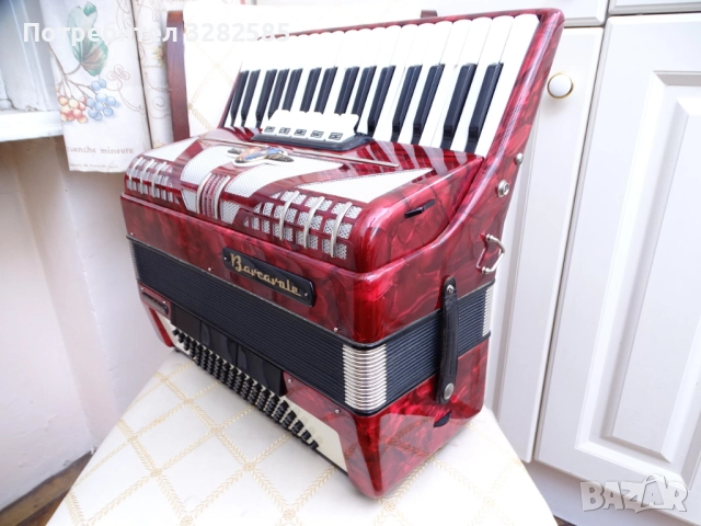 Aкордеон Barcarole Magister 80 баса, снимка 3 - Акордеони - 52335458