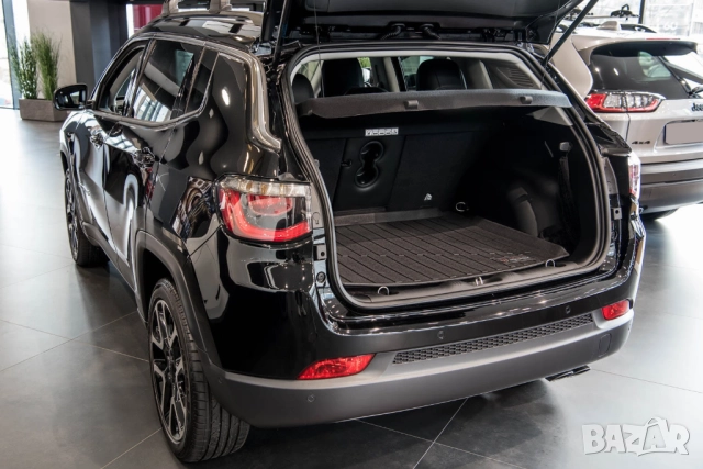 Кора за багажник Jeep Compass II 2017+ Ръчна или ел. врата, снимка 5 - Аксесоари и консумативи - 52319612