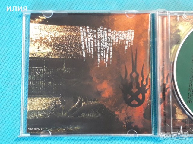 Static-X – 2004 - Beneath... Between... Beyond...(Industrial,Big Beat,Heavy Metal), снимка 3 - CD дискове - 42741956